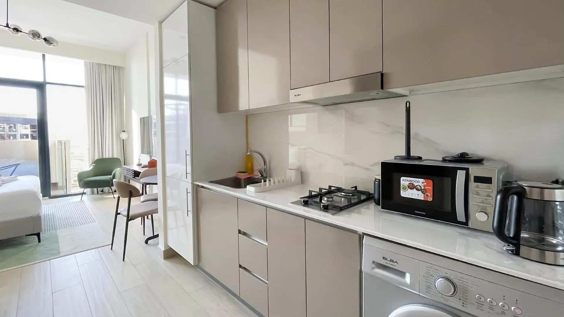Modern & Bright Studio Space Dubai 0*,